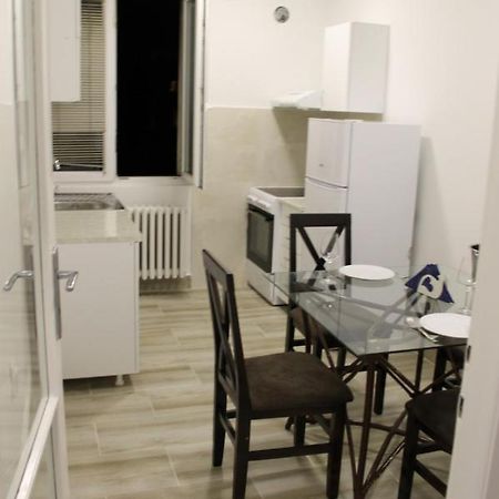 Apartment 51 - Bright, Spacious, Lux 1 Bedroom In The City Center - Stari Grad Beograd Ngoại thất bức ảnh